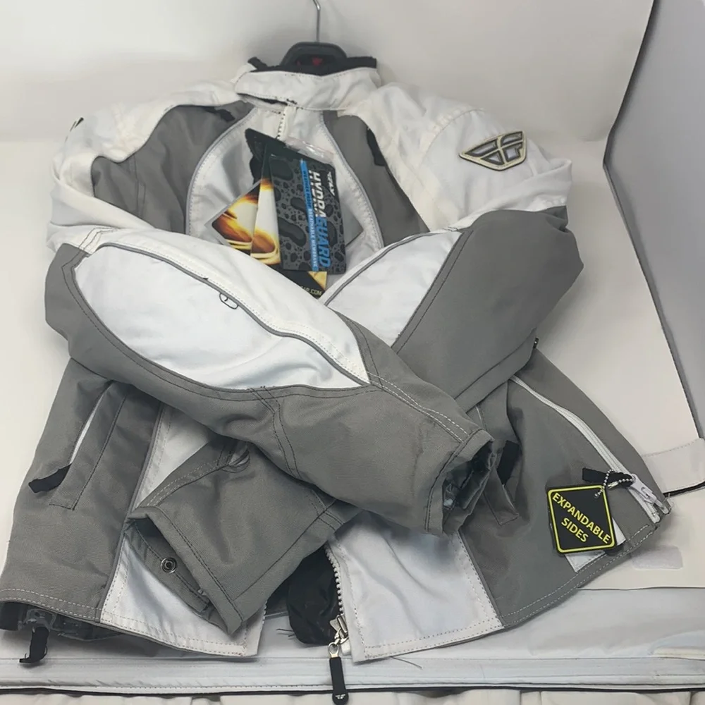 Fly street wear motorcycle jacket size 7-8. - Picture 2 of 16